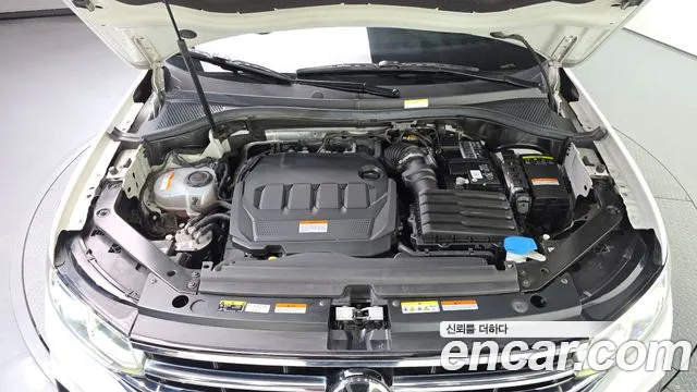Volkswagen Tiguan Tiguan 2 поколение 2.0 TDI Prestige — Фото автомобиля 6