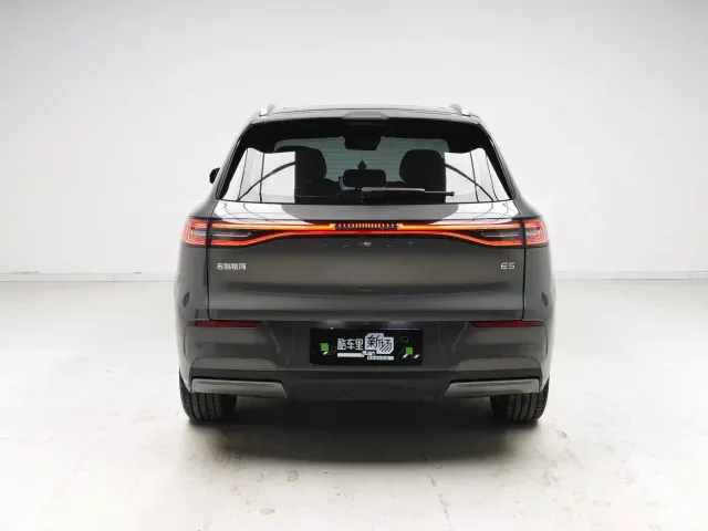Geely Galaxy E5 — Фото автомобиля 5