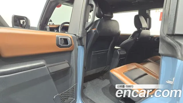 Ford Bronco 6th Gen — Фото автомобиля 27