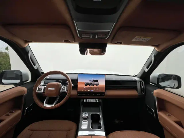 iCAR V27 — Фото автомобиля 9
