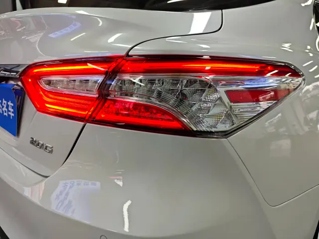 Toyota Camry — Фото автомобиля 12