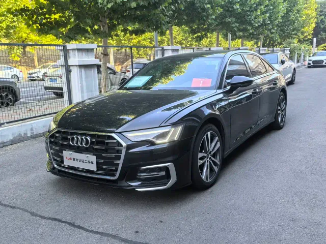 Фотография автомобиля — Audi A6L