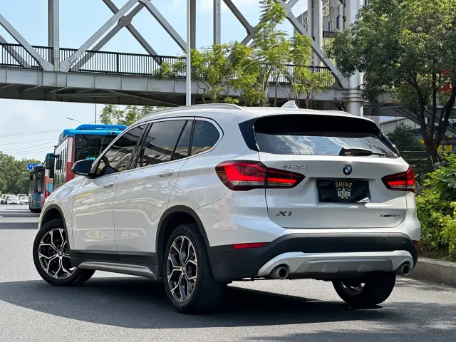 BMW X1 — Фото автомобиля 5
