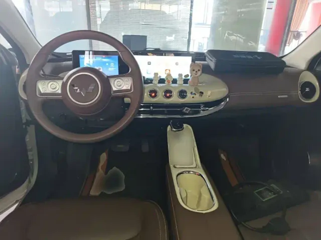 Wuling Bingo — Фото автомобиля 9