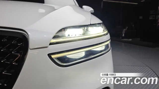 Genesis GV70 2.5T Бензин 2WD — Фото автомобиля 20