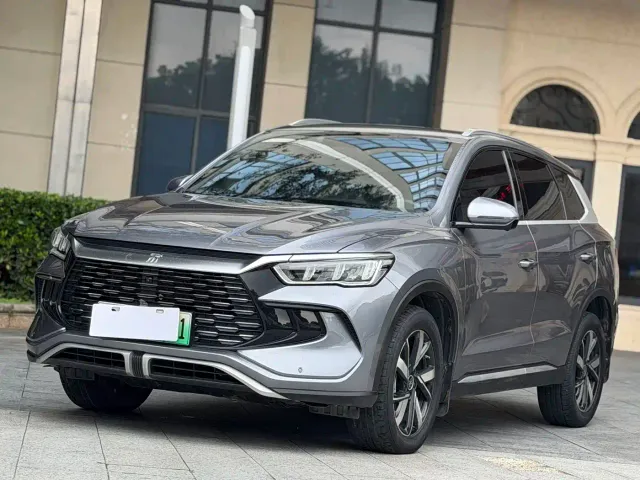 Фотография автомобиля — BYD Song Pro