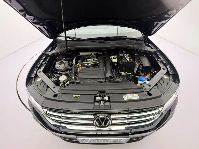 Volkswagen Tiguan L — Фото автомобиля 23