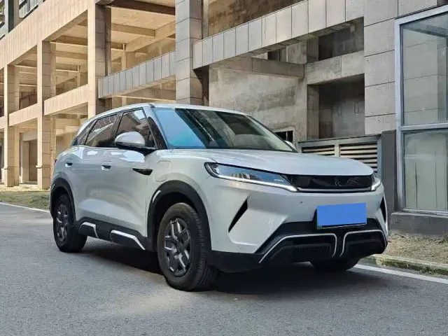 BYD Yuan UP — Фото автомобиля 3