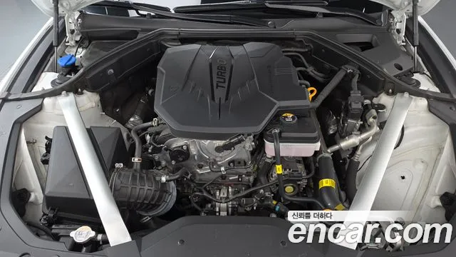 Genesis G70 New — Фото автомобиля 9