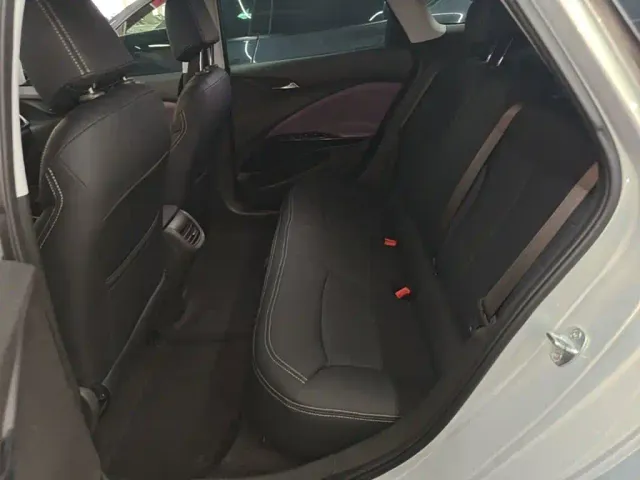Buick Velite 6 — Фото автомобиля 16