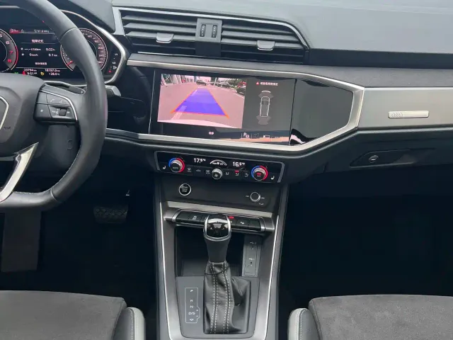 Audi Q3 — Фото автомобиля 7