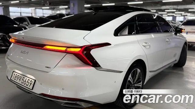Kia K8 Signature — Фото автомобиля 8