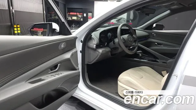 Hyundai Avante — Фото автомобиля 15