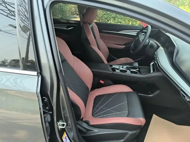 Changan Eado — Фото автомобиля 24