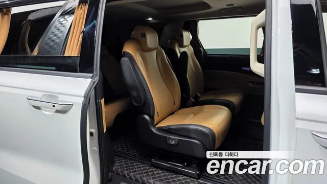 Kia Canival Carnival 4 поколение Дизель 9 мест Signature — Фото автомобиля 20