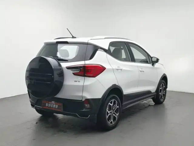 BYD Yuan Pro 2021 401KM Luxury Model — Фото автомобиля 2