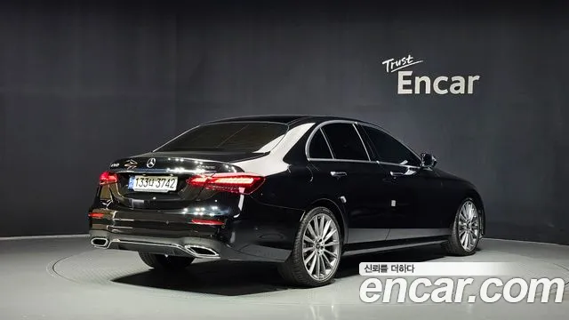 Mercedes-Benz E-Class W213 — Фото автомобиля 2