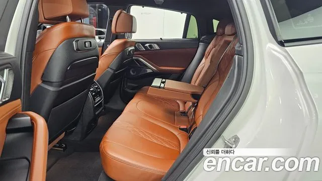 BMW X6 — Фото автомобиля 7