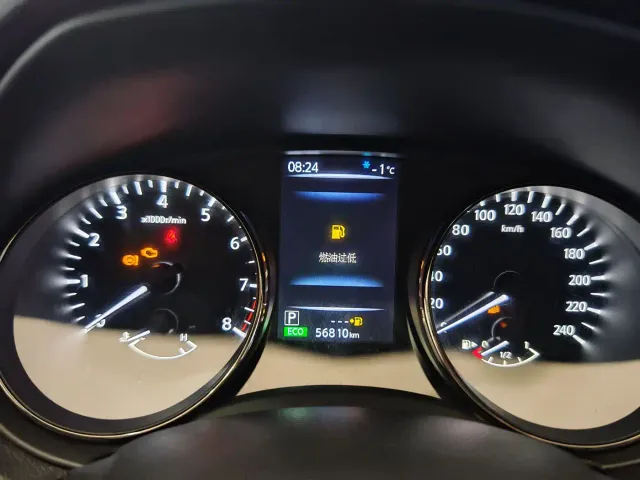 Nissan X-Trail — Фото автомобиля 14