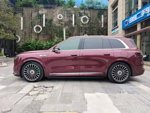 Aito M8 — Фото автомобиля 3