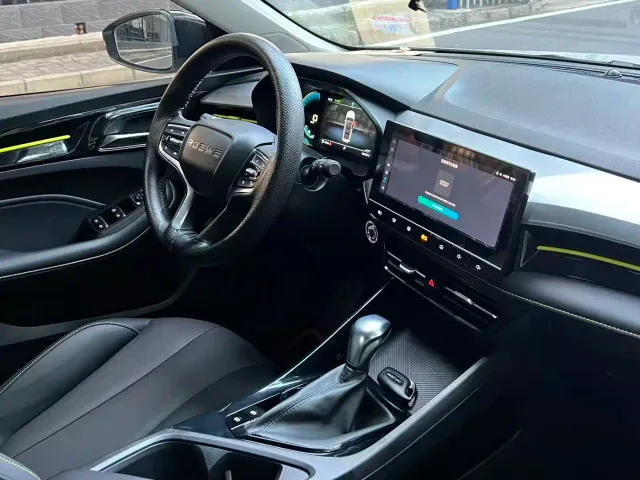 Roewe i5 — Фото автомобиля 15