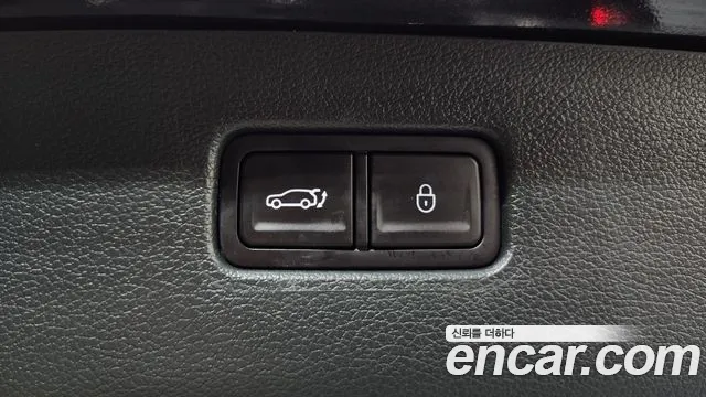 Genesis GV80 — Фото автомобиля 23
