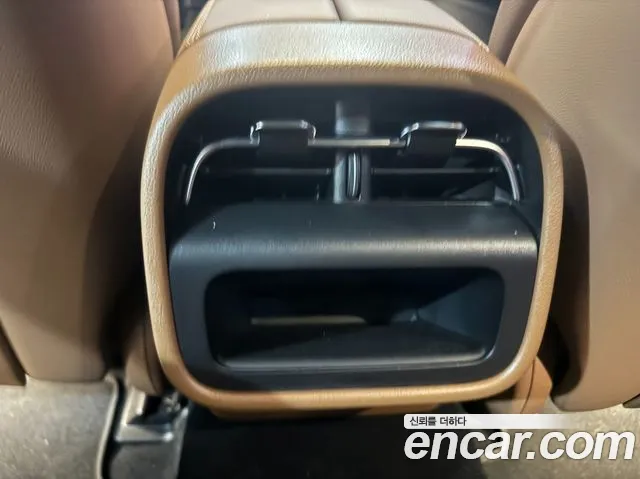 Mercedes-Benz E-Class — Фото автомобиля 15