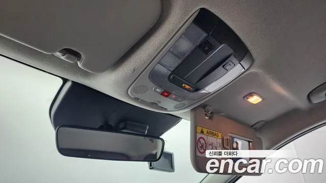 Kia Niro New — Фото автомобиля 23