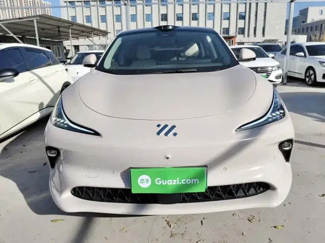 IM Motors LS6 — Фото автомобиля 2