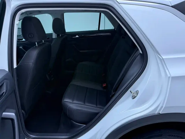Volkswagen T-Roc — Фото автомобиля 18
