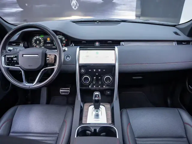 Land Rover Discovery Sport — Фото автомобиля 5