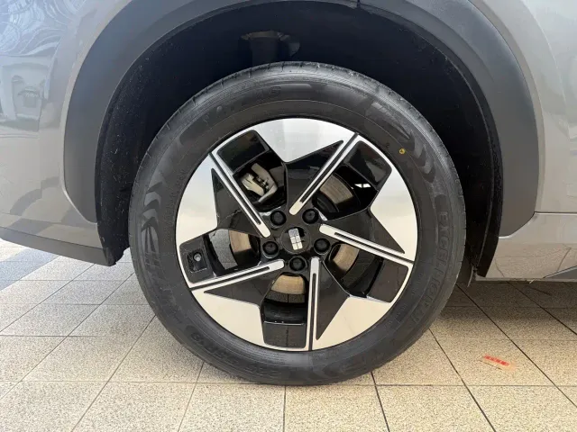Geely Galaxy E5 — Фото автомобиля 12