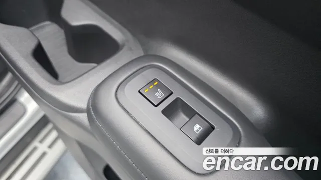 Hyundai Santa Fe MX5 — Фото автомобиля 27