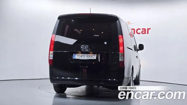 Hyundai Staria Staria Tourer 11 мест — Фото автомобиля 4