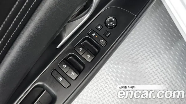 Hyundai Avante CN7 — Фото автомобиля 12