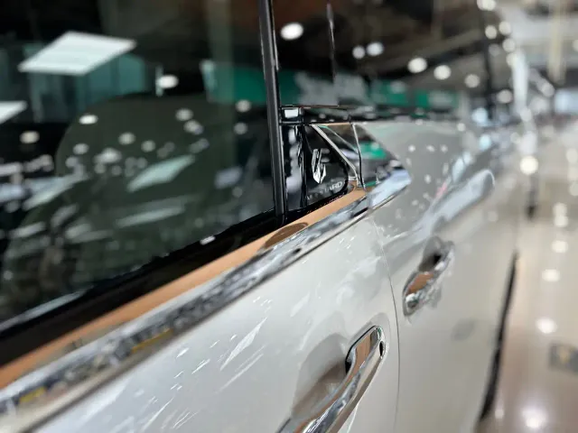 Toyota Alphard — Фото автомобиля 7