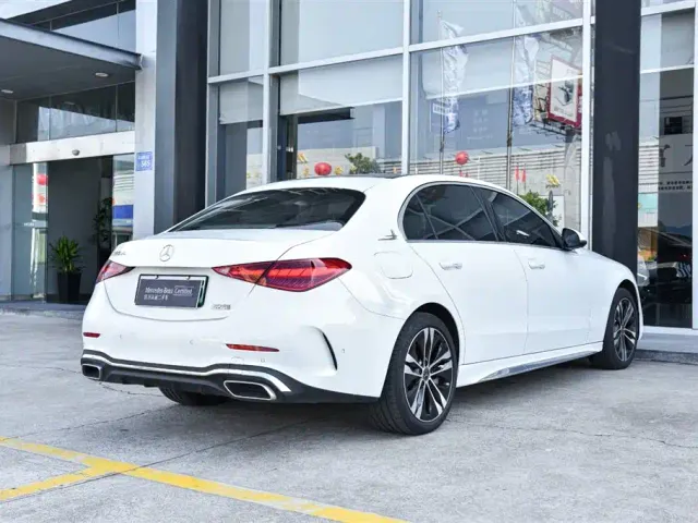 Mercedes-Benz C-Class — Фото автомобиля 5