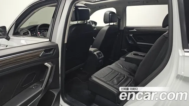 Volkswagen Tiguan — Фото автомобиля 18