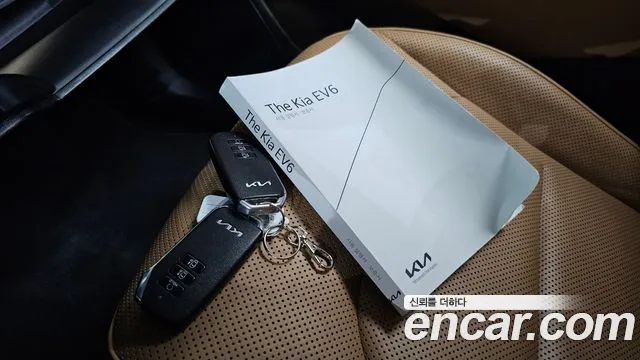 Kia EV6 — Фото автомобиля 17