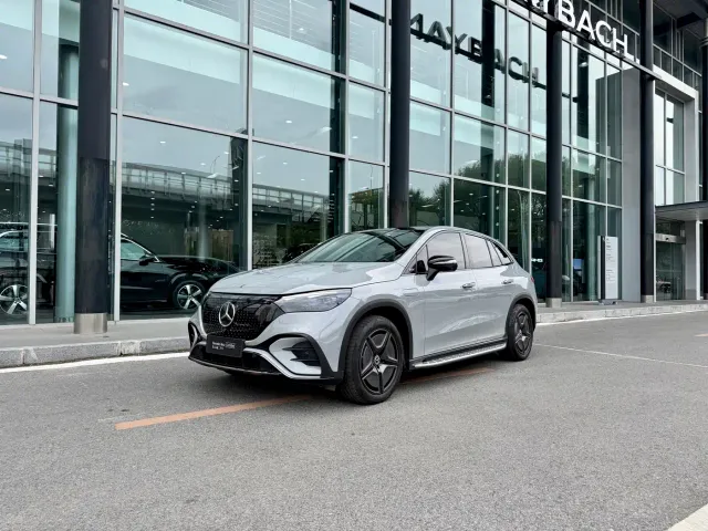 Фотография автомобиля — Mercedes-Benz EQE SUV