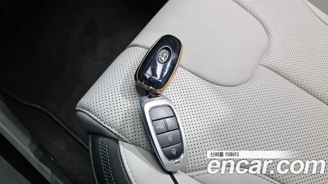 Hyundai Santafe Новый Santa Fe Бензин 2.5T 4WD — Фото автомобиля 12