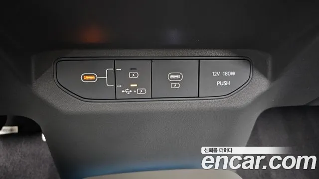 Kia EV3 — Фото автомобиля 30