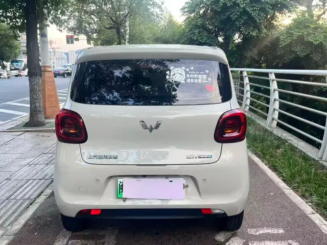 Wuling Hongguang Mini EV — Фото автомобиля 8