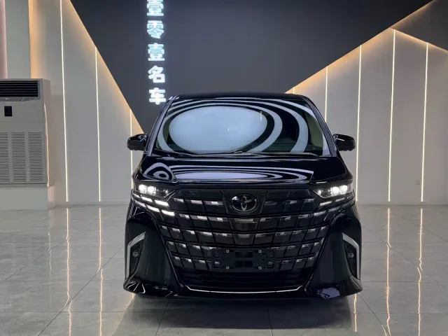 Toyota Alphard — Фото автомобиля 2