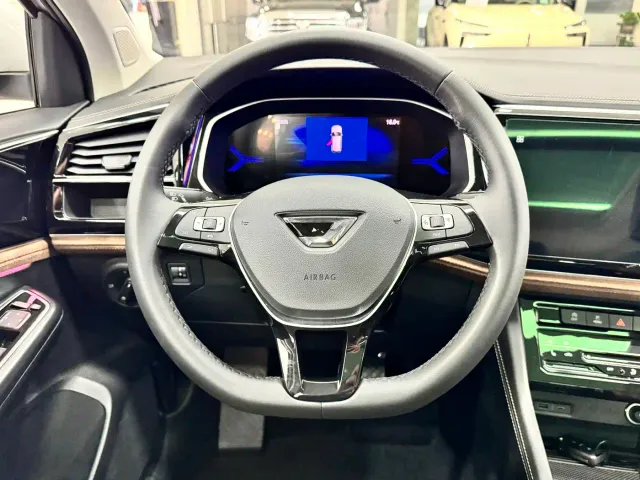 Jetta VS7 — Фото автомобиля 7