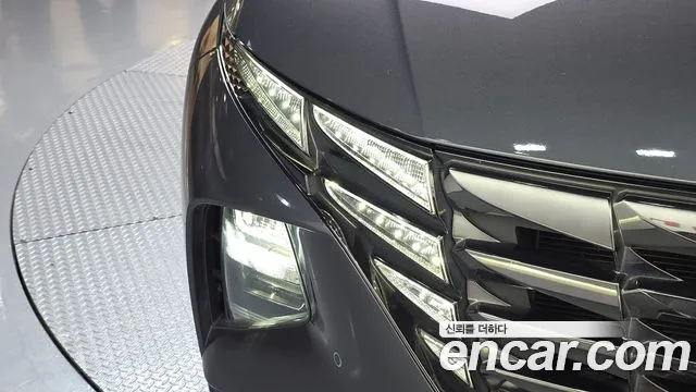 Hyundai Tucson Tucson (NX4) Дизель 2.0 4WD — Фото автомобиля 23