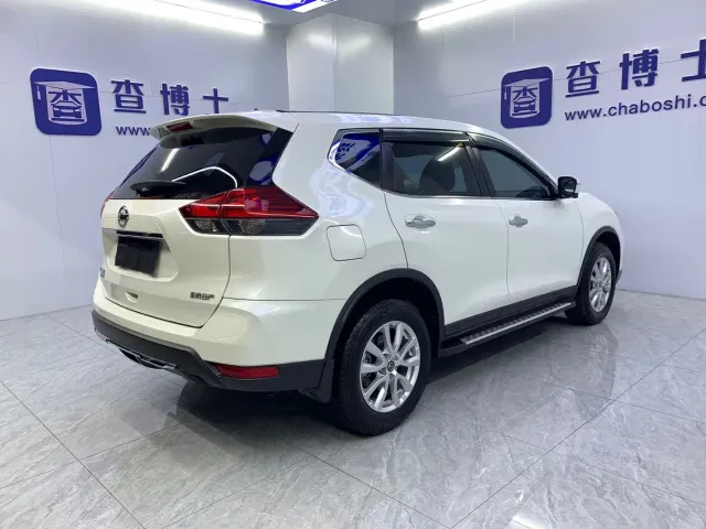Nissan X-Trail — Фото автомобиля 21