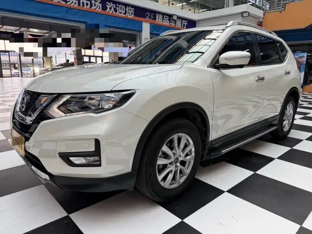 Фотография автомобиля — Nissan X-Trail