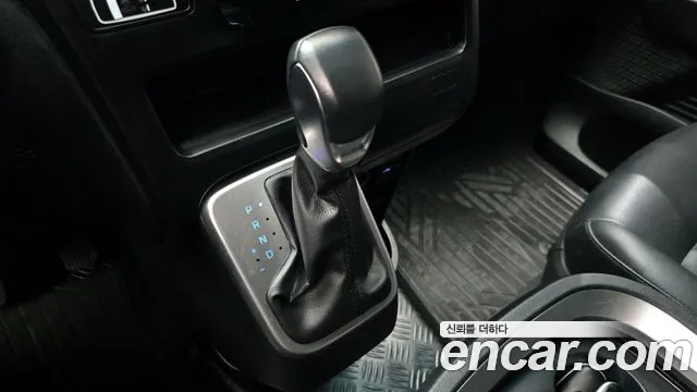 Hyundai Staria Staria Карго 5 мест — Фото автомобиля 9