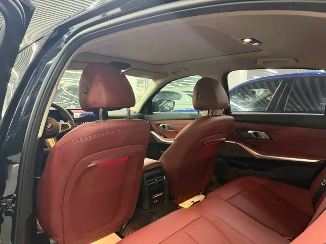 BMW 3 Series — Фото автомобиля 9